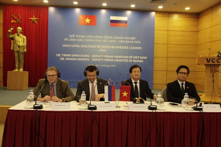 Việt Nam – Liên Bang Nga cam kết thúc đẩy phát triển kinh tế