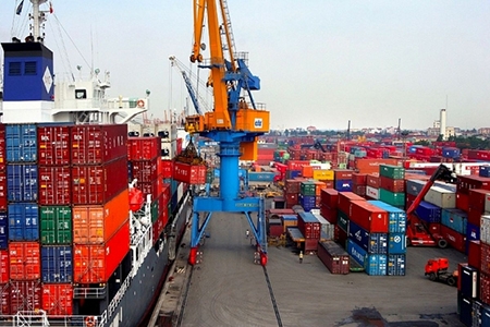 Hết quý III, cả nước xuất siêu 5,8 tỷ USD