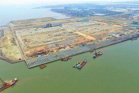 Khởi động dự án đầu tư hai bến container 3, 4 cảng Lạch Huyện