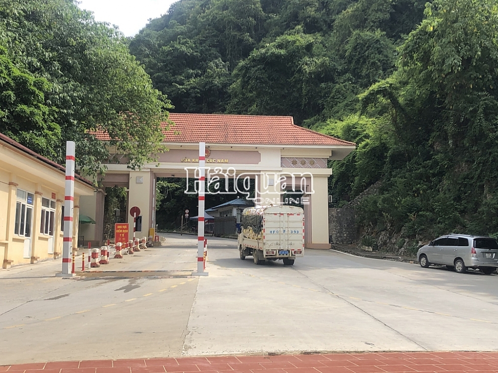 Sáng nay ngày 1/7, hoạt động nghiệp vụ, thông quan hàng hoá tại cửa khẩu Cốc Nam diễn ra bình thường. (Ảnh chụp lúc 9h30 sáng ngày 1/7- giờ Hà Nội) Ảnh: H.Nụ Sáng nay ngày 1/7, hoạt động nghiệp vụ, thông quan hàng hoá tại cửa khẩu Cốc Nam diễn ra bình thường. (Ảnh chụp lúc 9h30 sáng ngày 1/7- giờ Hà Nội) Ảnh: H.Nụ