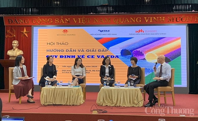 Nhiều chuyên gia thuộc các công ty kiểm định chất lượng chia sẻ và giải đáp thắc mắc về những quy chuẩn đối với EC và FDA Nhiều chuyên gia thuộc các công ty kiểm định chất lượng chia sẻ và giải đáp thắc mắc về những quy chuẩn đối với EC và FDA
