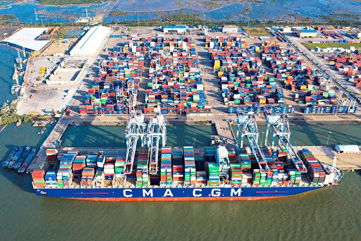 Hàng qua cảng biển Vũng Tàu tăng mạnh bất chấp dịch Covid-19 Hàng qua cảng biển Vũng Tàu tăng mạnh bất chấp dịch Covid-19