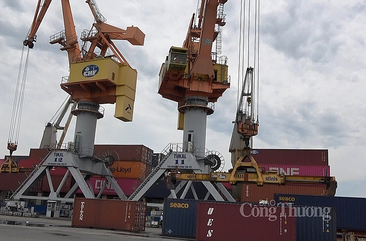 Phát triển logistics Việt Nam ngang tầm trình độ thế giới Phát triển logistics Việt Nam ngang tầm trình độ thế giới