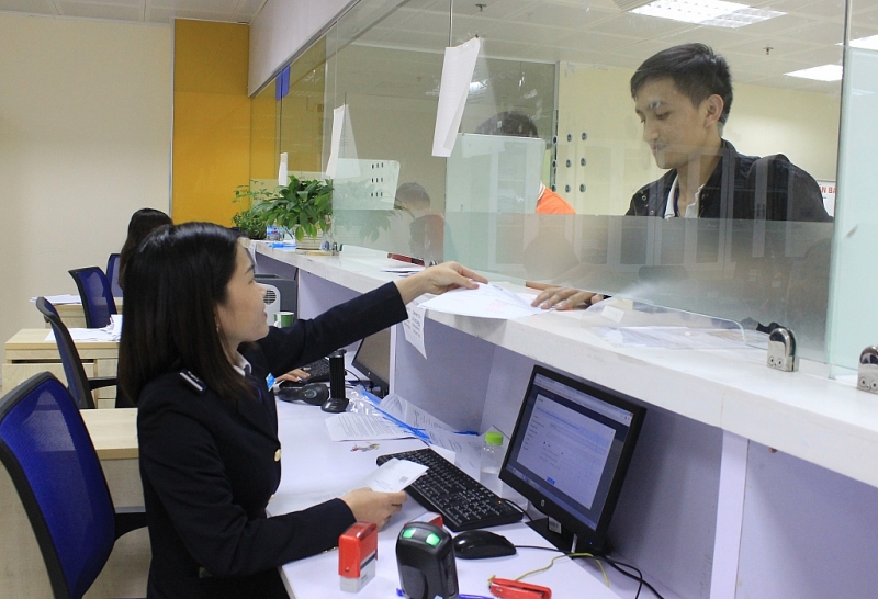 Hoạt động nghiệp vụ tại Chi cục Hải quan cửa khẩu sân bay quốc tế Nội Bài. Ảnh: N.Linh