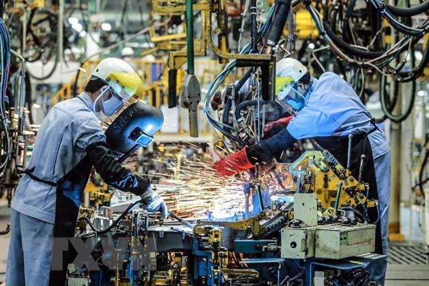 Dây chuyền hàn khung xe ôtô tại Công ty ôtô Toyota Việt Nam, vốn đầu tư của Nhật Bản tại Vĩnh Phúc